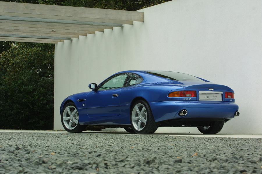  Aston Martin DB7 GT 2003 года  (UK) (фото 22 из 24)